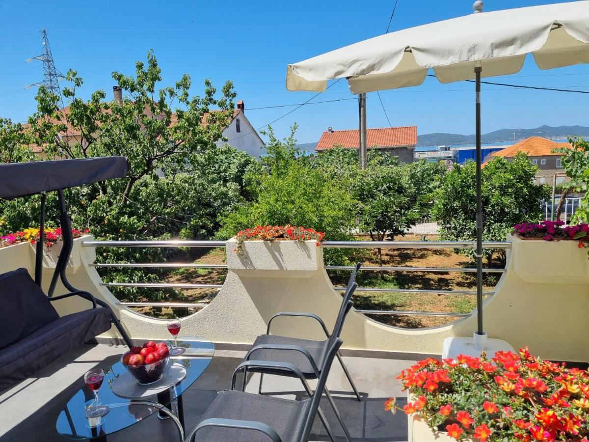 Apartman Lovre Задар Экстерьер фото